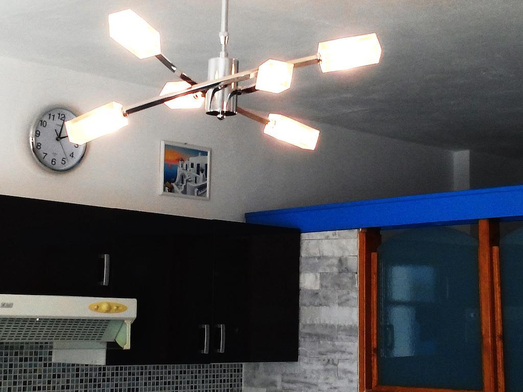 Bouganville Αpartments Adamantas  Pokoj fotografie